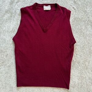 Parkhurst Pure Lambswool Burgundy V-Neck Sweater Vest Size M Made in Canada